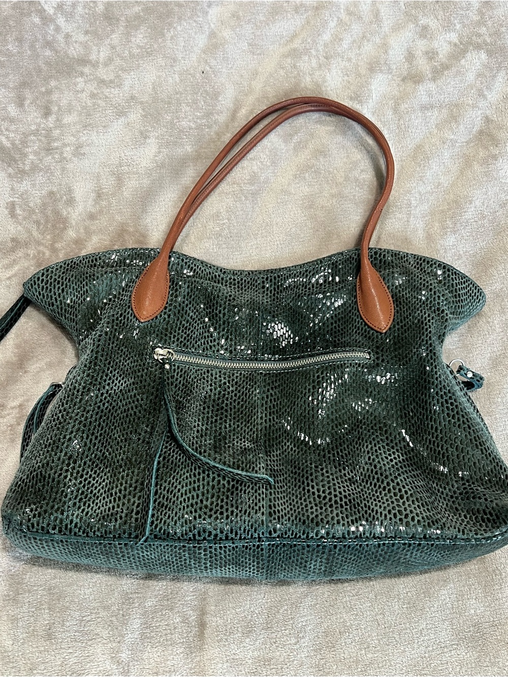 Sorial Tote - Picture 5 of 10